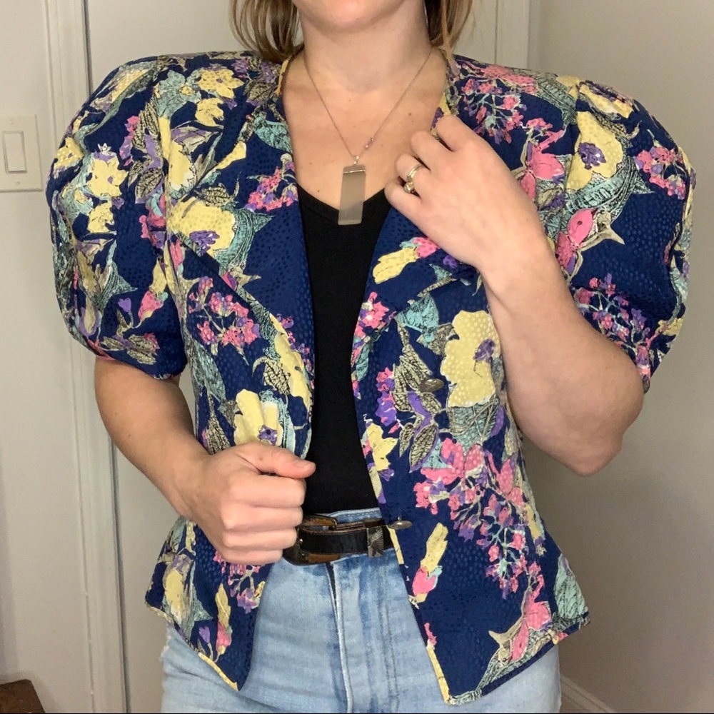 80s floral cropped blazer